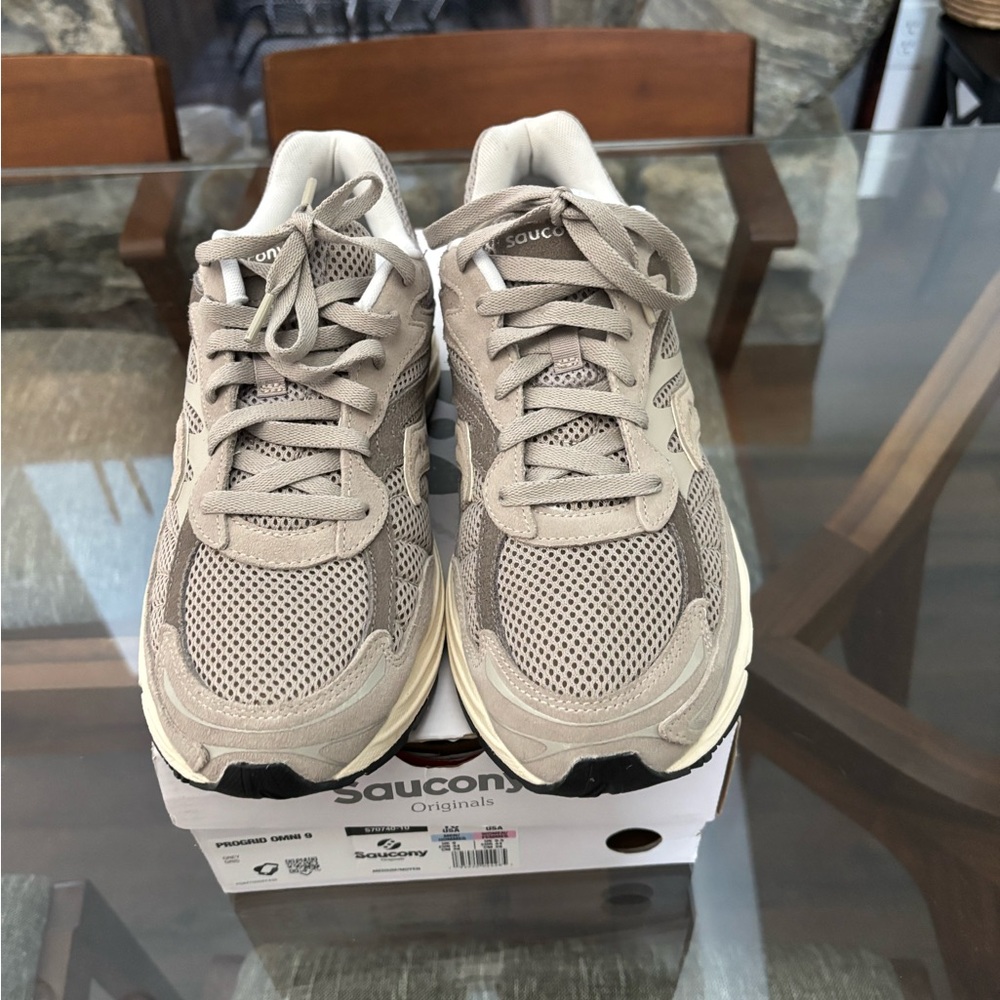 Saucony Men's Tan Sneakers-Wore once, comfy but not his style.